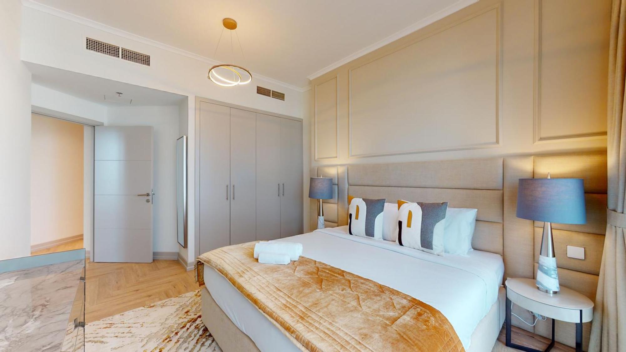 Vacationer I Glamorous 2 Bedroom I Steps From Barasti I Marina Views Dubai